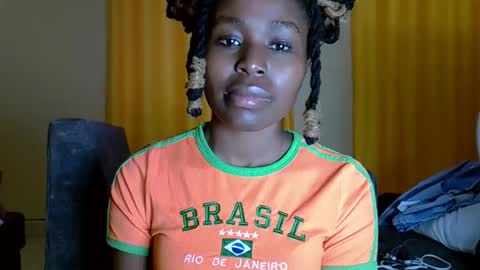 Snapshot of dixie_slutty12 chatting on September 25, 2025, 10:19 am dixie_slutty12 online show from September 25, 2025, 10:19 am