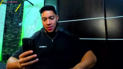 Snapshot of dixon_ray_ chatting on July 7, 2026, 1:30 am Dixon online show from July 7, 2026, 1:30 am