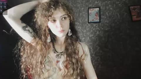 Dizer online show from November 8, 2025, 3:23 pm