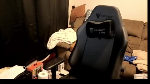 Hansel and Gretle online show from March 27, 2026, 1:33 am