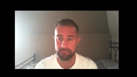 djay15013 online show from October 7, 2025, 9:28 am