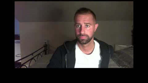 djay15013 online show from November 23, 2025, 4:07 pm