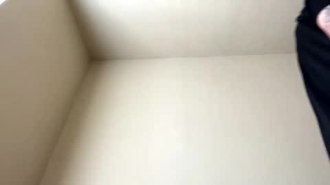 djayuncuttt online show from March 9, 2025, 7:59 pm