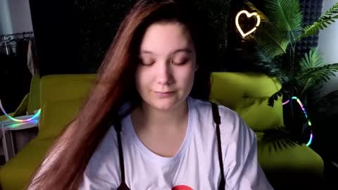 Snapshot of djennapalme chatting on January 22, 2025, 8:07 am Jenia online show from January 22, 2025, 8:07 am