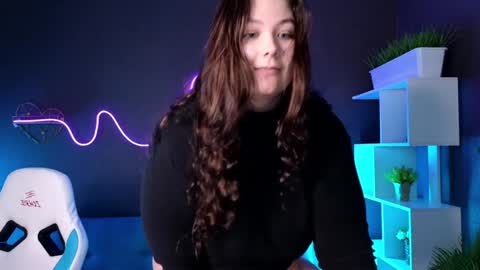 Snapshot of djennapalme chatting on February 1, 2025, 9:43 am Jenia online show from February 1, 2025, 9:43 am