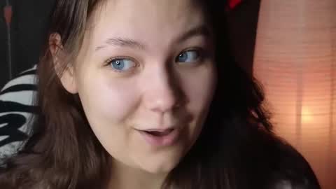 Snapshot of djennapalme chatting on February 18, 2025, 12:26 am Jenia online show from February 18, 2025, 12:26 am