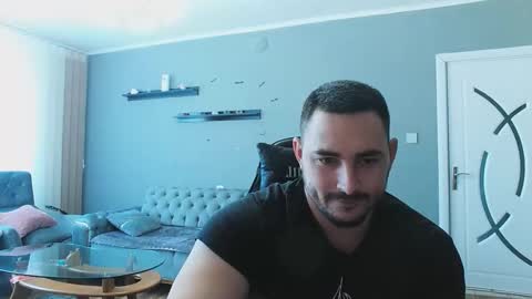 STR8 BOYv online show from December 17, 2025, 11:05 am