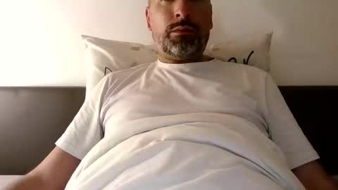 Snapshot of djo3322 chatting on October 20, 2025, 1:33 pm Djo online show from October 20, 2025, 1:33 pm