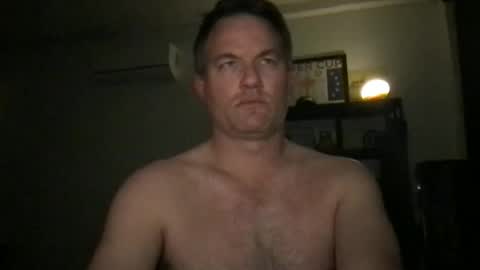 TriflinYoBitch online show from May 6, 2026, 5:46 am
