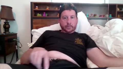 Snapshot of dlew505 chatting on May 23, 2026, 8:46 pm come say hey lets chat online show from May 23, 2026, 8:46 pm