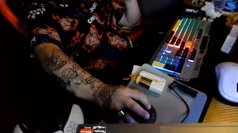 dlkinkyfun online show from July 17, 2026, 5:36 am