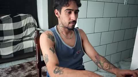 AmigodotadoZL online show from November 14, 2025, 5:33 pm