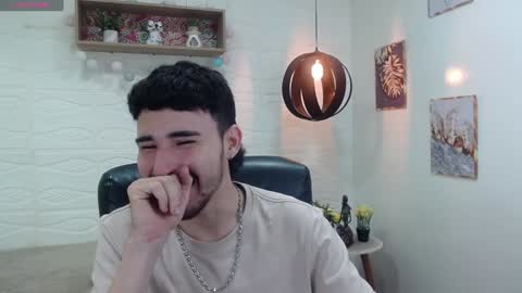 Snapshot of dmitrisanders1 chatting on January 6, 2025, 8:39 pm Maybe in pvt online show from January 6, 2025, 8:39 pm