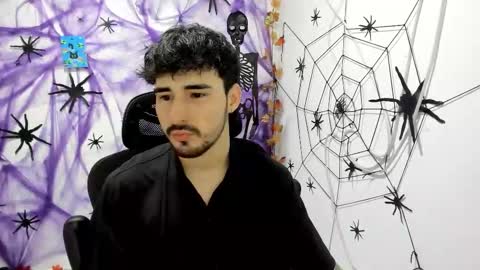 Snapshot of dmitrisanders1 chatting on November 28, 2025, 2:03 am Maybe in pvt online show from November 28, 2025, 2:03 am