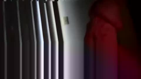 dnice69968127 online show from April 26, 2026, 2:48 pm