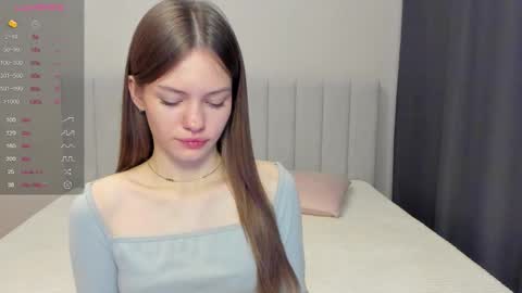 Polly and Kiriko online show from January 11, 2026, 10:09 am