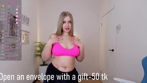 Snapshot of do_u_want_alice chatting on February 12, 2025, 2:14 am Alice online show from February 12, 2025, 2:14 am