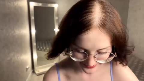 Snapshot of dodiebabikian chatting on July 10, 2026, 9:28 pm Annie PVT IS OPEN online show from July 10, 2026, 9:28 pm