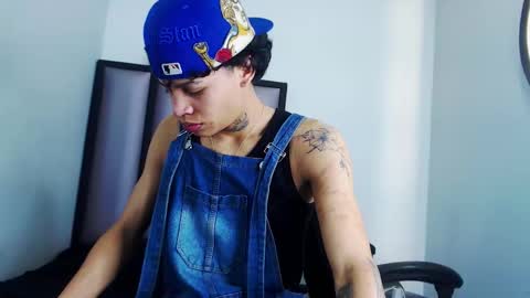 Snapshot of dogan_renz0 chatting on February 27, 2026, 2:17 pm Dogan online show from February 27, 2026, 2:17 pm