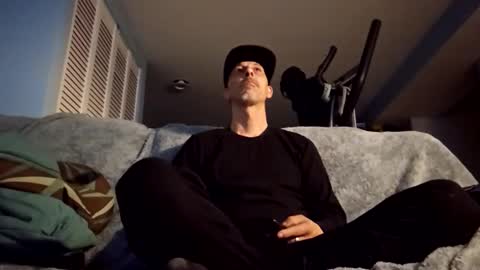 dogbone999081 online show from March 24, 2026, 7:24 am