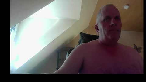 doggy2629 online show from April 19, 2026, 3:44 pm