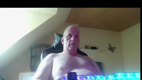 Snapshot of doggy2629 chatting on June 21, 2026, 8:39 am doggy2629 online show from June 21, 2026, 8:39 am