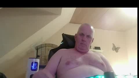Snapshot of doggy2629 chatting on July 1, 2026, 5:56 pm doggy2629 online show from July 1, 2026, 5:56 pm