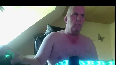 Snapshot of doggy2629 chatting on July 11, 2026, 8:39 am doggy2629 online show from July 11, 2026, 8:39 am