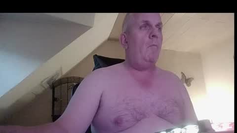 Snapshot of doggy2629 chatting on July 27, 2026, 5:09 pm doggy2629 online show from July 27, 2026, 5:09 pm