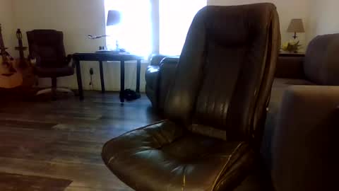 Snapshot of dogluc7 chatting on October 31, 2025, 7:26 pm dogluc7 online show from October 31, 2025, 7:26 pm