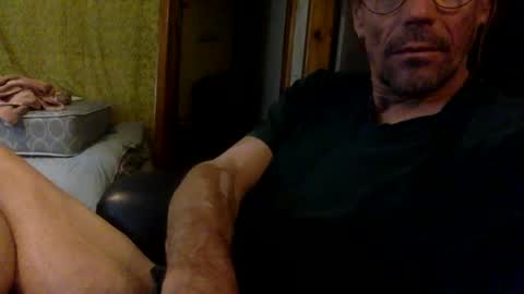 dogstarmanitee online show from January 8, 2025, 5:26 pm