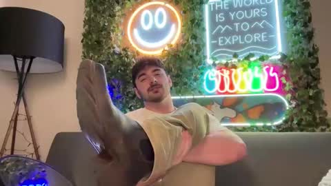 GIJO online show from March 2, 2026, 11:55 pm