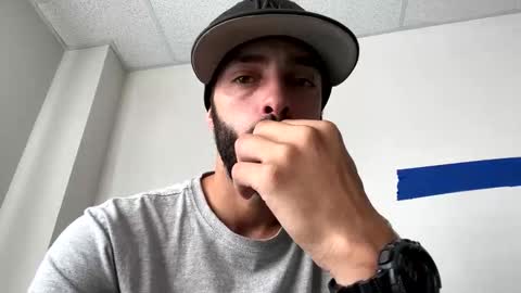 doingmek9 online show from October 19, 2025, 1:12 pm