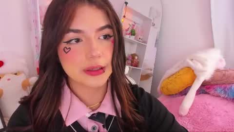 antonella online show from July 7, 2026, 6:47 am