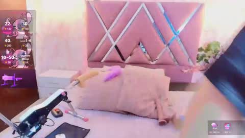 Dolce Pearl online show from April 7, 2026, 3:29 am