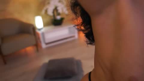 Monica online show from November 7, 2025, 10:15 am