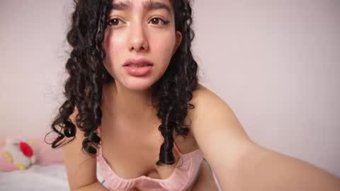 Alice y Ros online show from June 8, 2026, 7:58 pm
