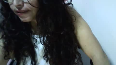 doll78latin online show from October 17, 2025, 12:19 pm