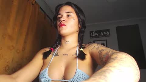 doll_and_thebrown online show from October 6, 2025, 11:02 pm