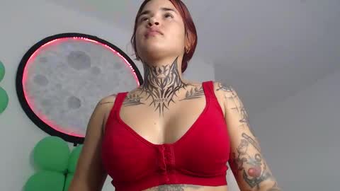 doll_and_thebrown online show from March 18, 2026, 5:38 pm