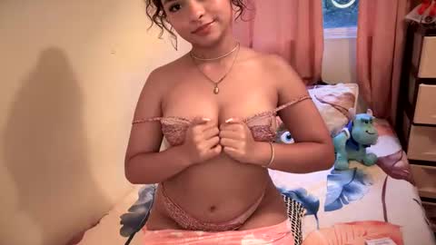 doll dolcce online show from October 11, 2025, 8:51 pm