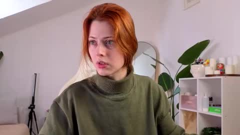 Your doll Lesli online show from October 17, 2025, 9:23 am