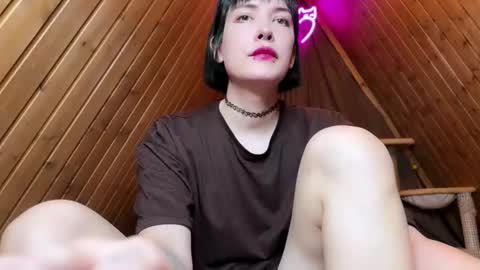 Kira online show from December 4, 2024, 3:32 pm