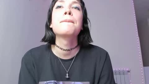 Kira online show from February 27, 2025, 5:26 pm