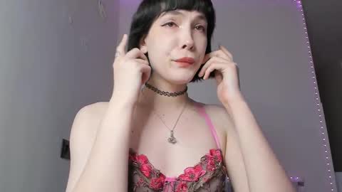 Kira online show from March 1, 2025, 5:27 pm