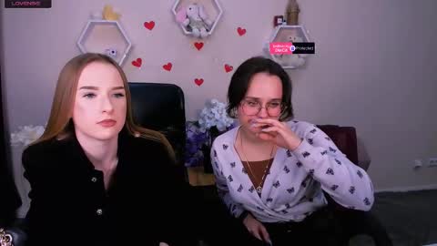 doll_vey online show from March 1, 2025, 3:27 pm