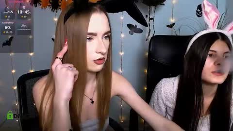 doll_vey online show from October 25, 2025, 7:30 pm