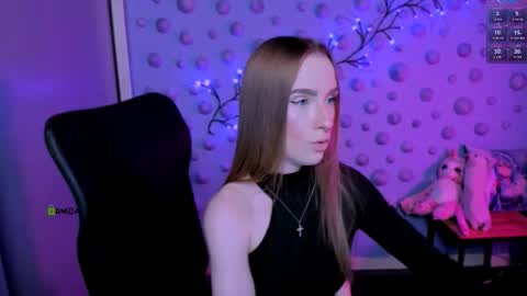 doll_vey online show from January 5, 2026, 8:12 pm