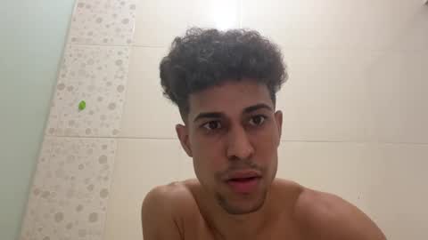 Snapshot of dollarhot30 chatting on December 8, 2024, 6:54 am DollarHot30 online show from December 8, 2024, 6:54 am