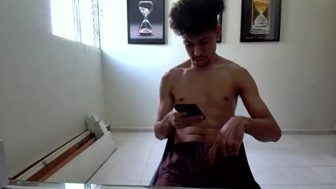 Snapshot of dollarhot30 chatting on January 25, 2025, 3:41 pm DollarHot30 online show from January 25, 2025, 3:41 pm